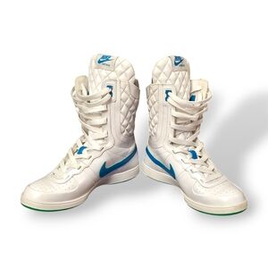 **SOLD** NIKE Legend SS high top sneakers vintage size 6.5 ladies EU37.5 UK4